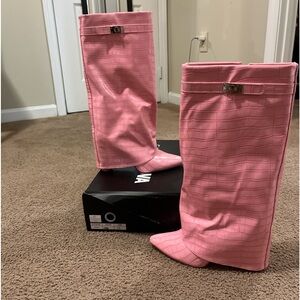 pink Fashion nova boots size 7.5